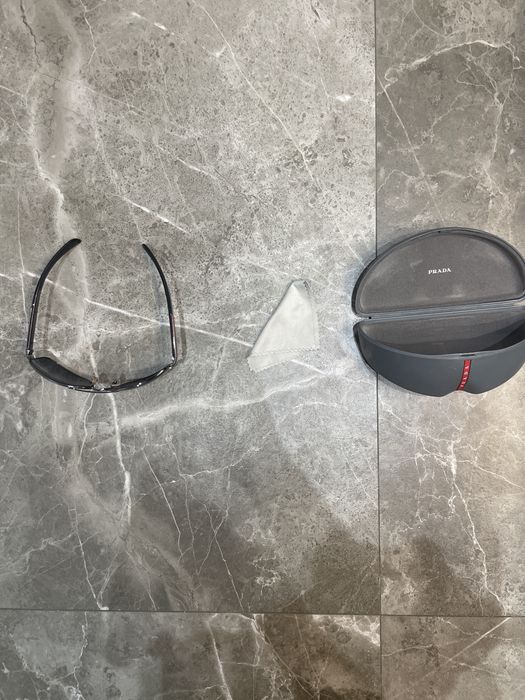 Солнце защитные очки PRADA