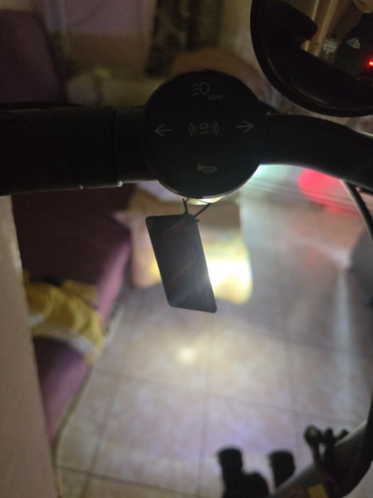 Trotineta electrică Emanba