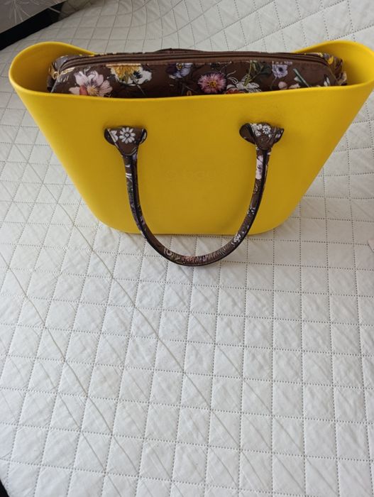 Продавам дамска чанта obag