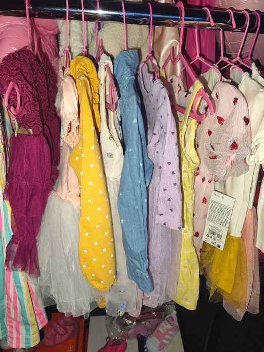 Предлагаме дрешки за момиченца, зимни,летни,пролетни,Есенни,