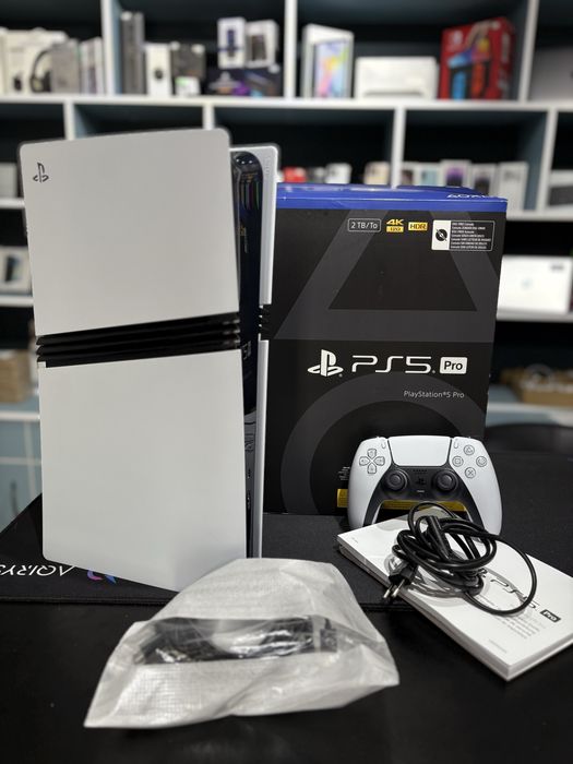 Play Station 5 PRO - 2TB - Digital + Maneta + Garantie 12 Luni