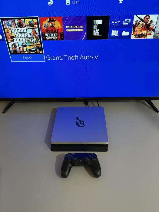 Playstation 4 Slim 1TB Goldhen