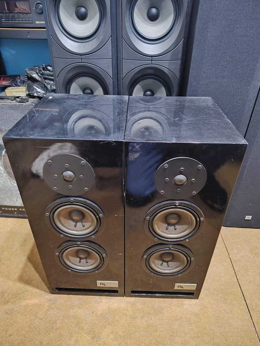 VISATON Поръчкови тонколони RL AKUSTIK Пианолак