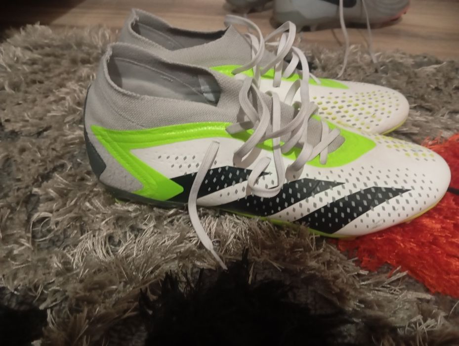 Ghete de fotbal Adidas Predator mărimea 44