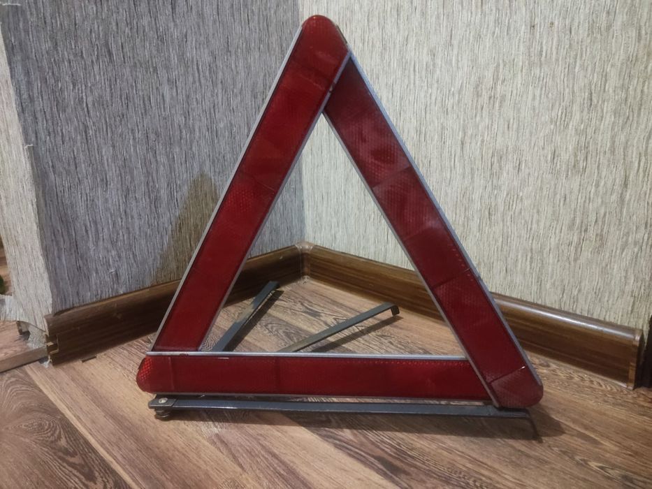 Знак аварийной остановки