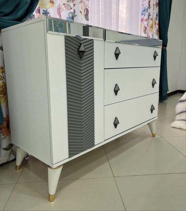 Спальный гарнитур тап таза