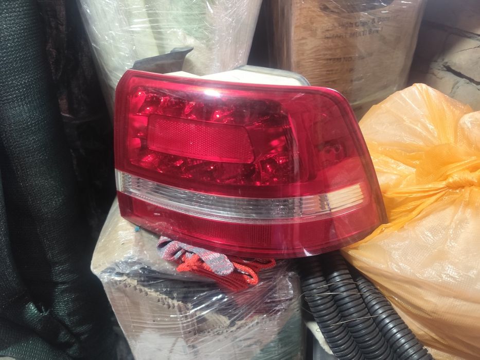 Задний фонарь Passat b7 либо фаэтон