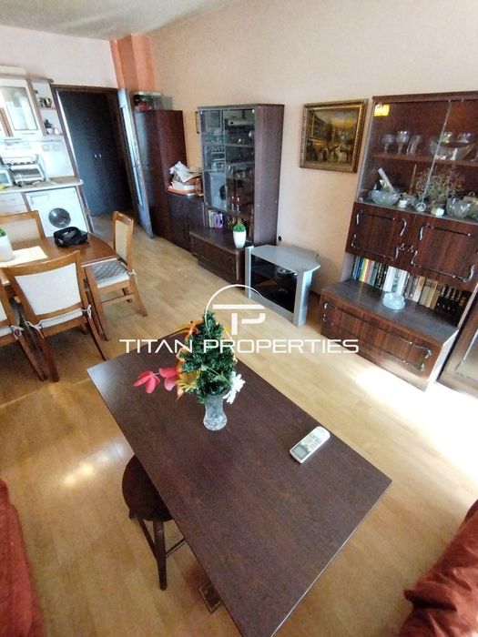 Продава се Тристаен апартамент в Бургас, Лазур - 103 кв.м за 2088 €/кв.м - Снимка #2