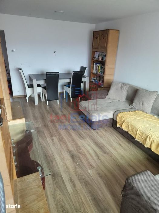 Apartament 4 camere zona Nicolina - Rond Vechi