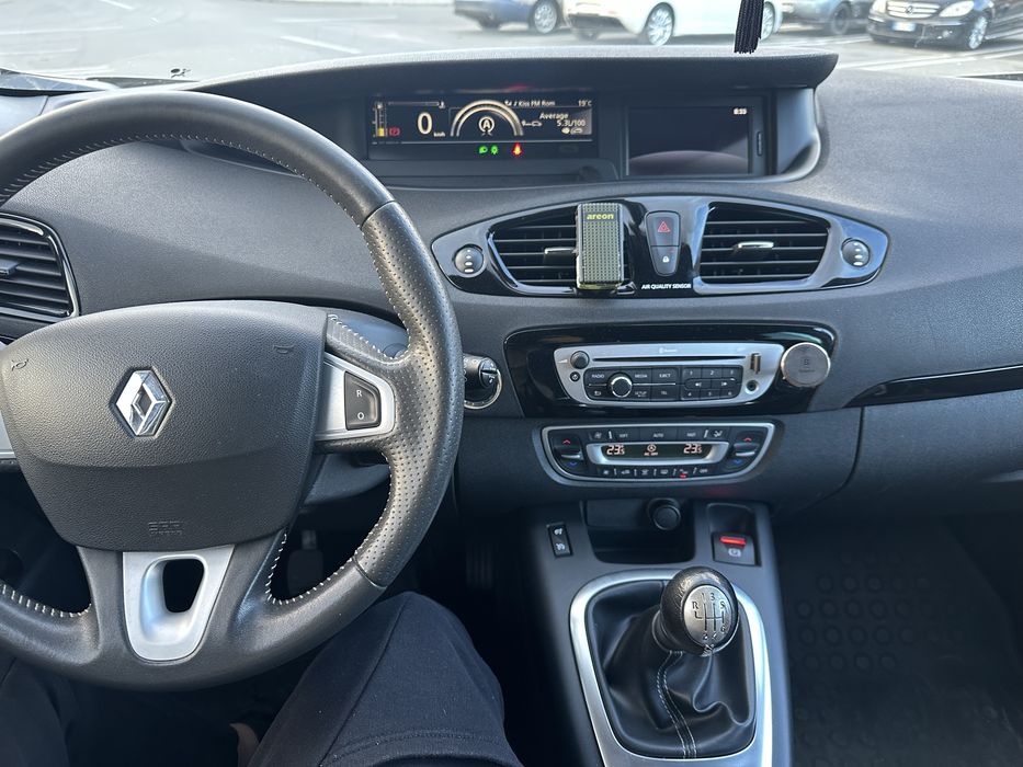 Renault Grand Scenic 3 2012