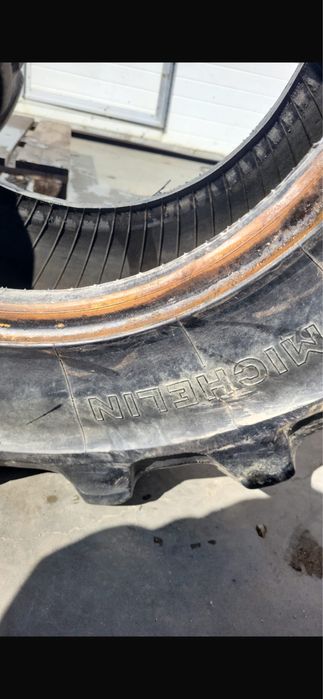 Vand cauciucuri tractor