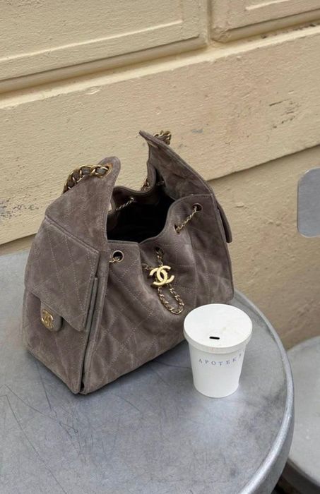 Дамска чанта Chanel Hobo 25