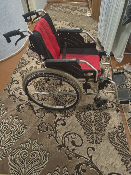 Продается инвалидная коляска