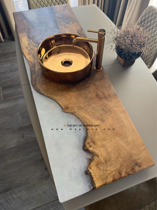 Водоустойчив плот от дърво и епоксидна смола