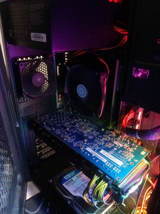 Продам видеокарту hd 7870 2gb