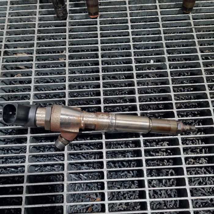 Injector Nissan Qashqai J11 1.5 Dci - 110CP K9K Euro5 (1510) Diesel H