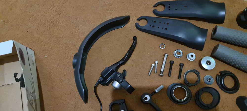 Останали части от тротинетка