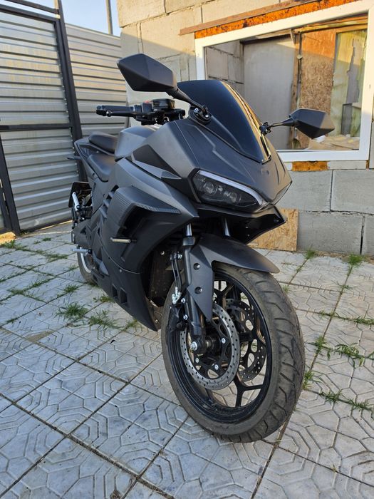Электромотоцикл QIJUE Panigale