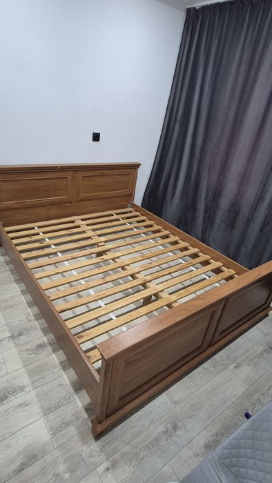 Продам двухспальнаю кровать