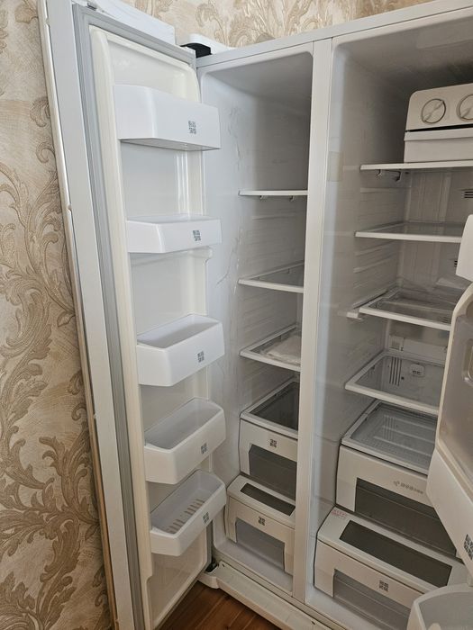 Музлатгич 2 камерали холодилник жуда эканомичний 0.1