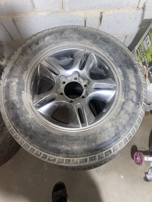 зимные шины 265/65 R17