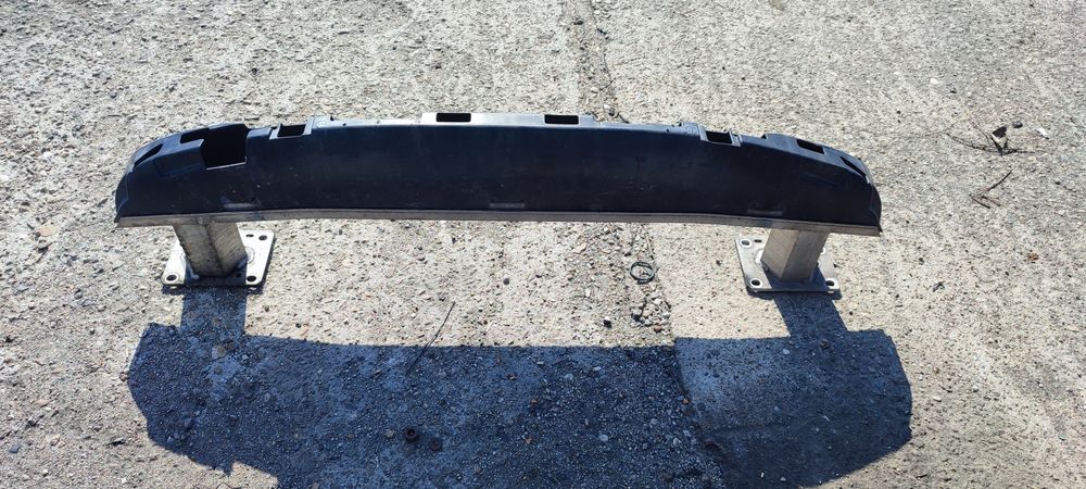 Основа греда за Предна броня за Citroen C4 Picasso 2008