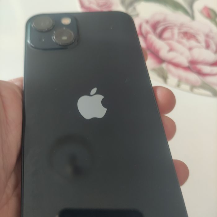 Iphone 13 с калъфи подарък