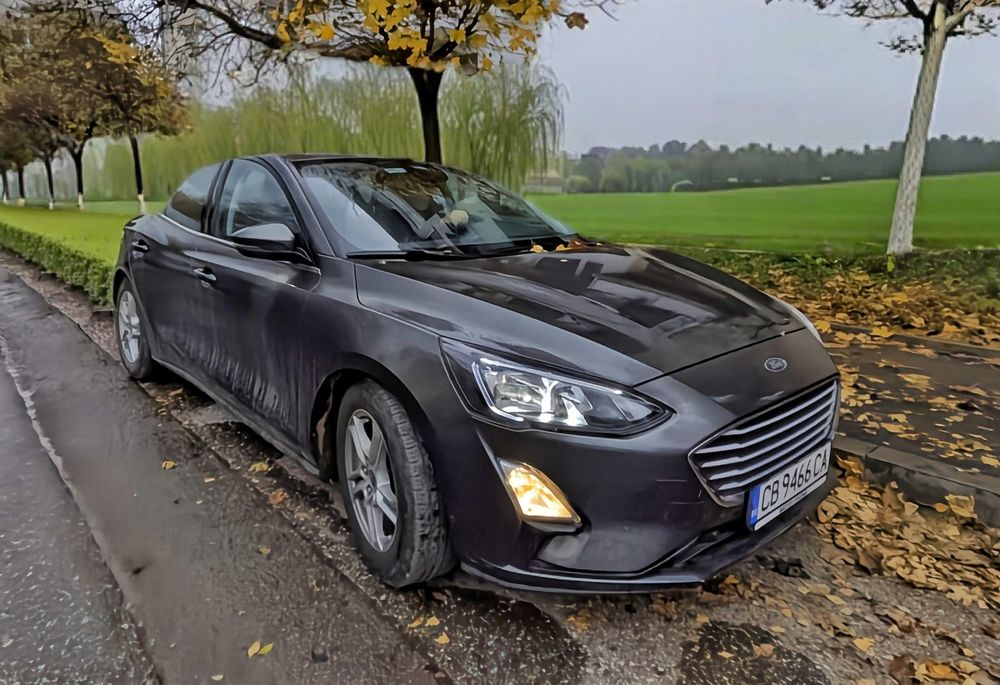 FORD FOCUS  Ecoboost: едва 20 хил. км, в гаранция! Спешно!