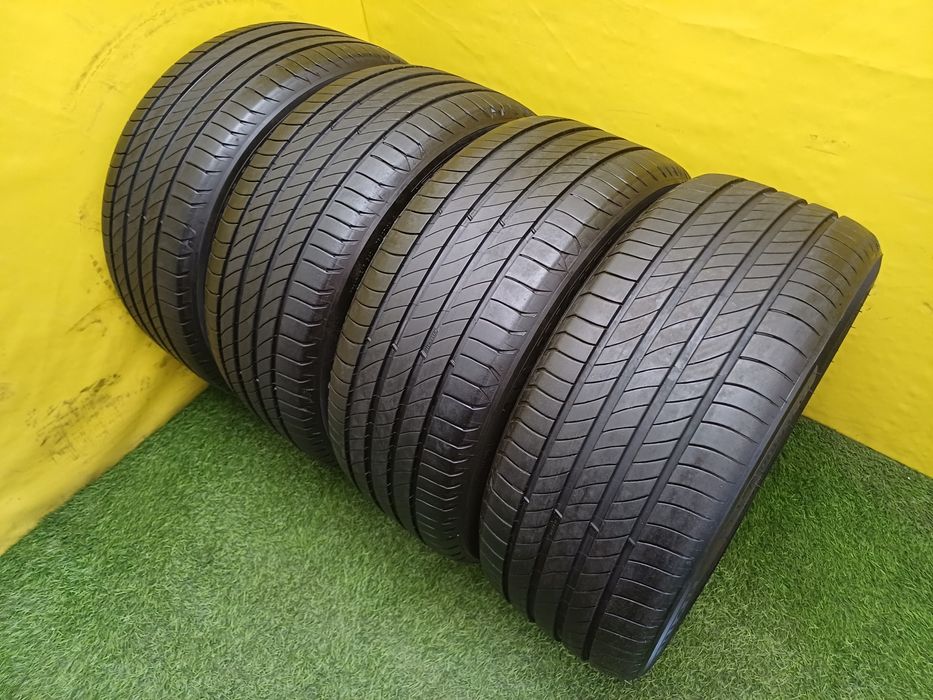 Шины 225 55 R16 Michelin комплект