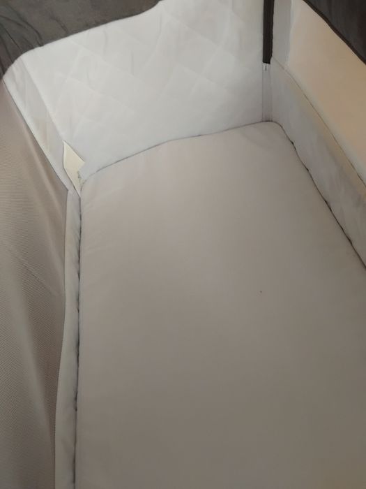 Кошара next to me