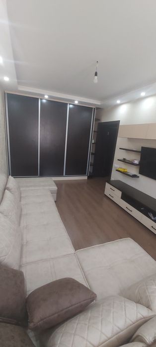 Продаётся своя квартира 2/3/7 Янги-Хает