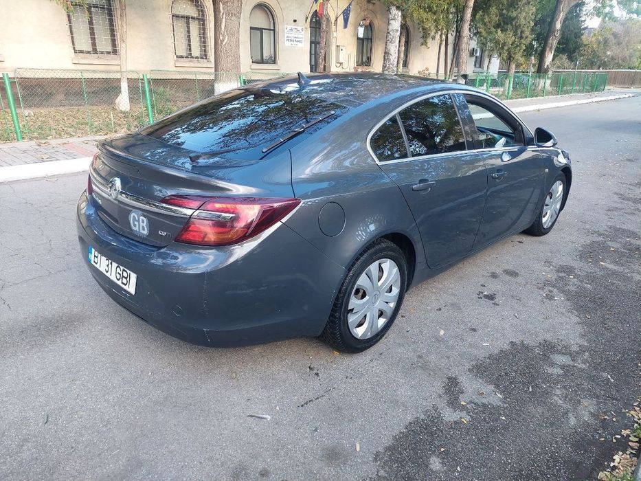 Urgent Opel insignia volan dreapta