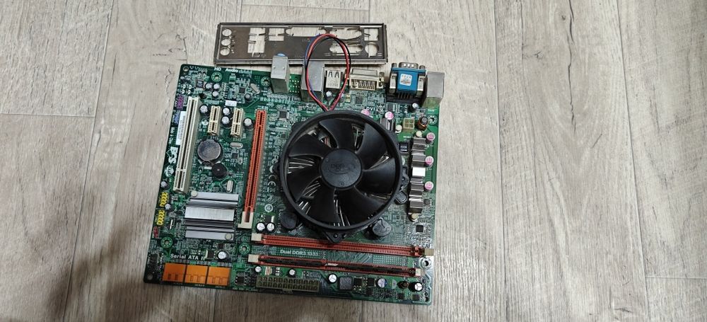 Материнская плата комплект
H55H-M + Cor