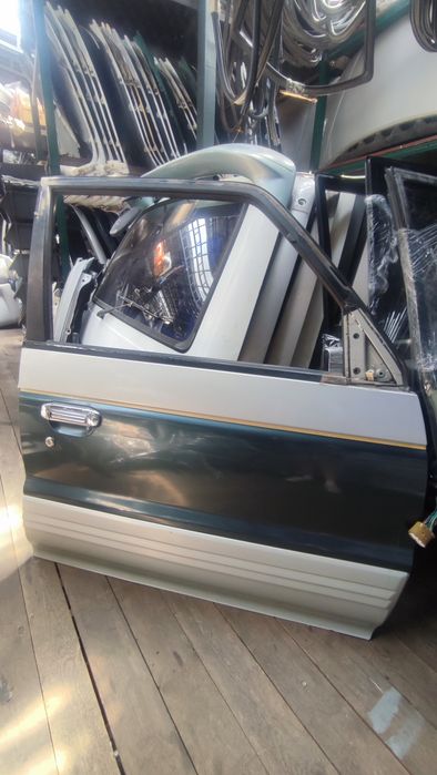 Дверь на Mitsubishi Pajero 2