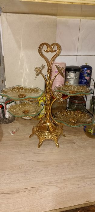 Продаю фруктовницу 4х ярусную