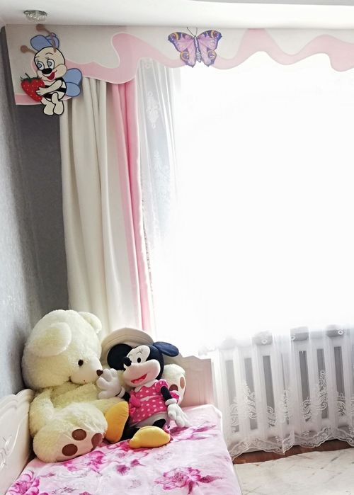 Продаю шторы для детской комнаты (для  девочек)