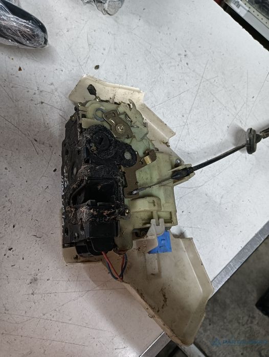 Broasca Usa Stanga Spate Volkswagen Polo (9N_) [ 2001 - 2012 ]