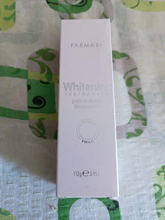 Pastă de dinți Farmasi