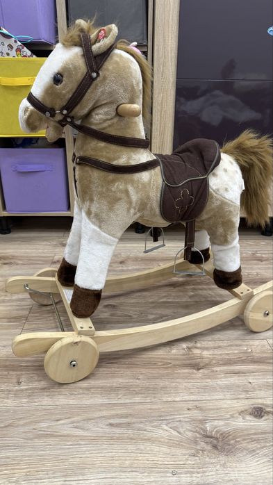 Качалка лошадка