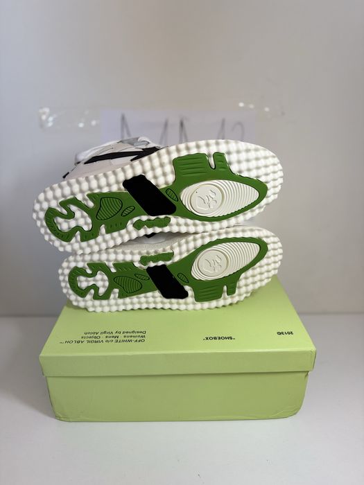 Adidasi/Sneakers Sponge Mid Top White Black