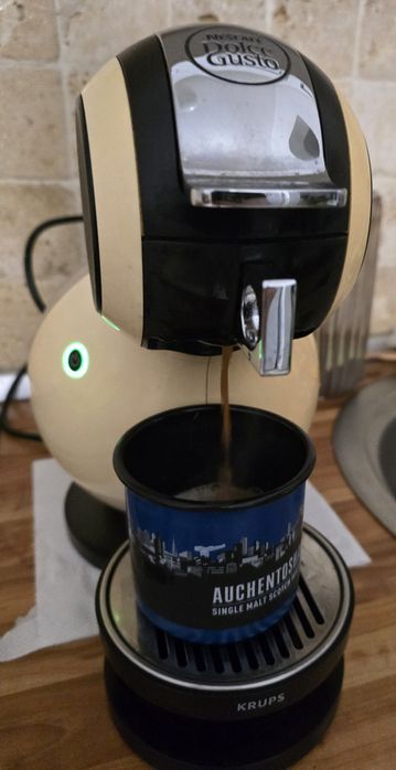 Espressor/Aparat de cafea Nescafe Dolce Gusto Melody 2