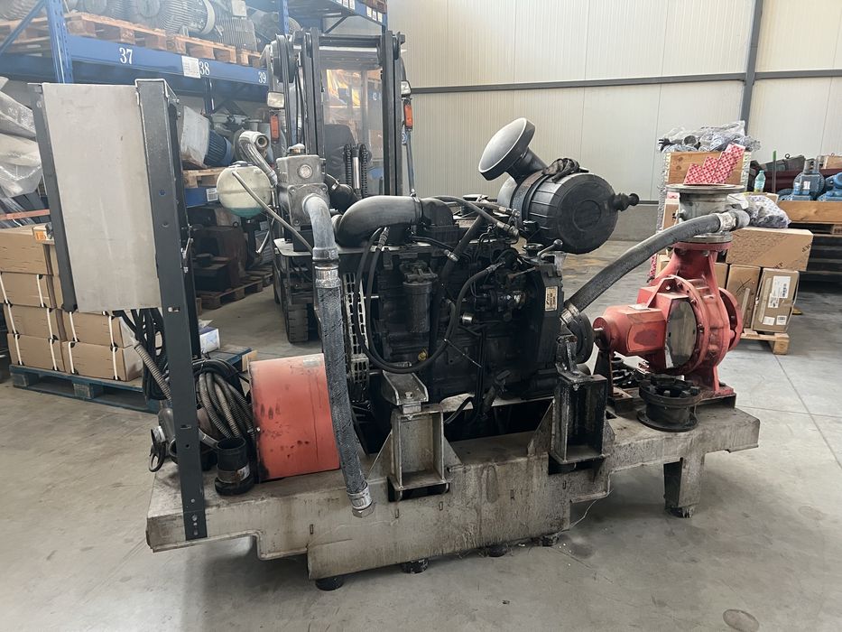 Водна помпа с дизелов двигател/ДВГ