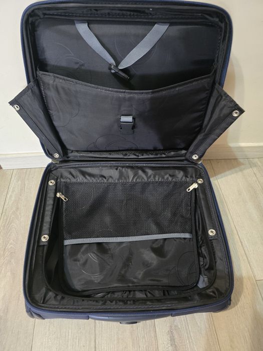 Samsonite troller laptop 17" / bagaj mana avion 45x30x20