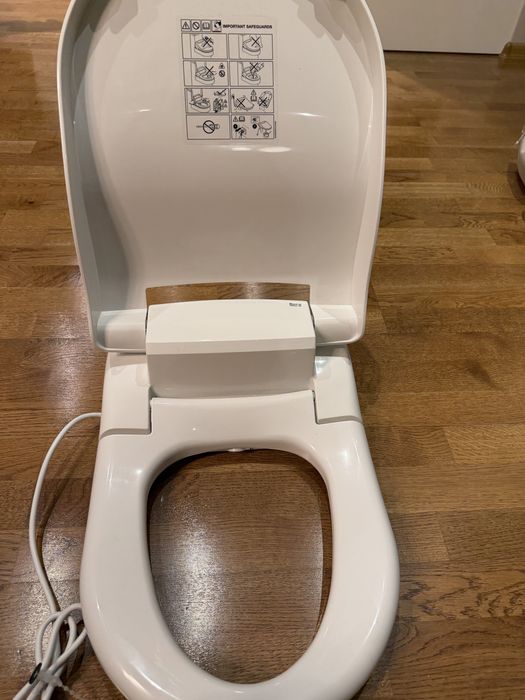 Тоалетна седалка Roca premium