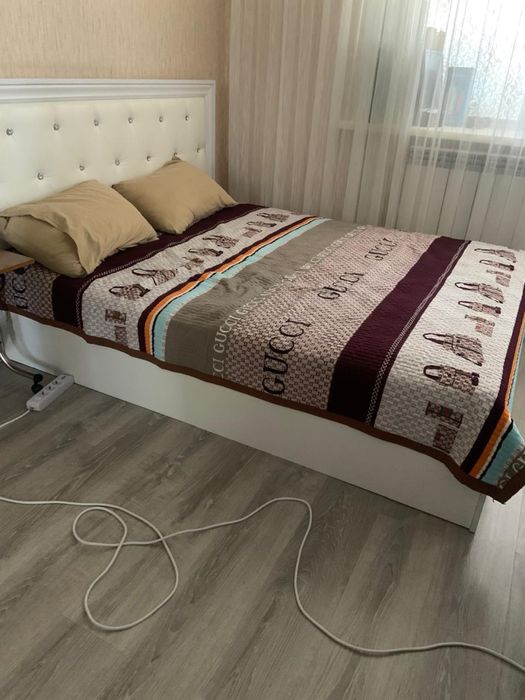 Продам гарнитур с матрасом askona