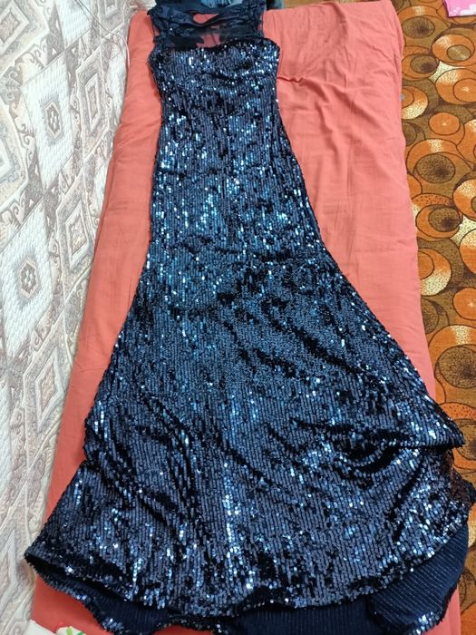 Продаю дизайнерские платья