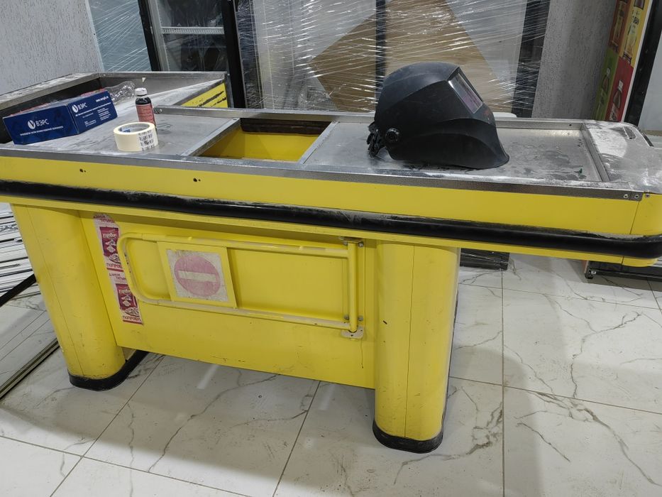 Продам кассовую зону