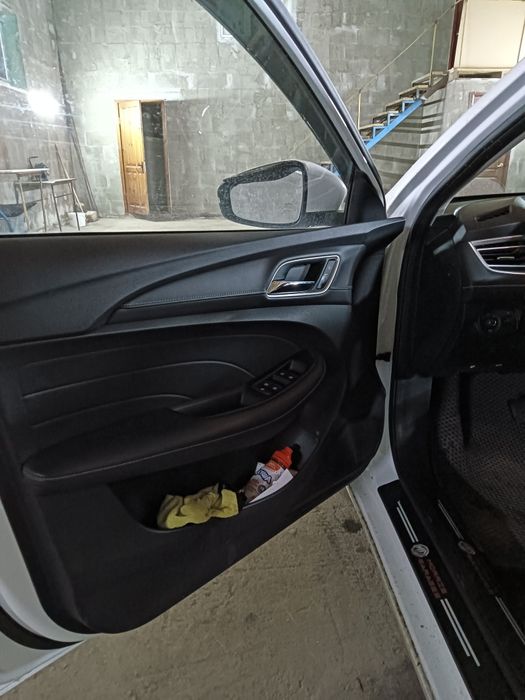 Продам MG5  британский дух