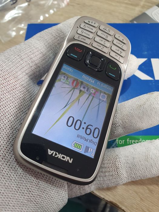 Nokia 6303 Silver Excelent Original cu Limba Română.