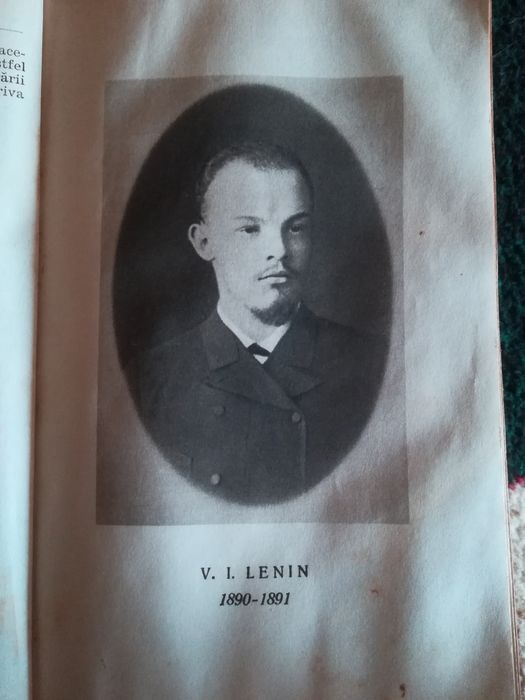 Carte LENIN veche 1950.